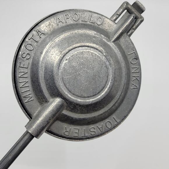 Vintage Minnesota Apollo Tonka Toaster Campfire Sandwich Pie Maker Wood Handle - Picture 7 of 12